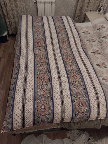 doşey: Əlvan naxışlı yorğan - Ölçü: şəkillərdə birnəfərlik çarpayı ölçüsünə — 2