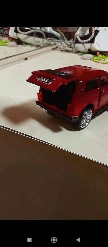 oyuncaqları: Çox ucuz niva endirim var kim nə istəsə var beləsi 22 manatdı ama mən — 3