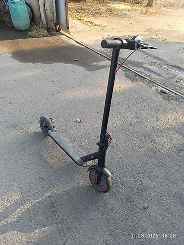Elektrik nəqliyyatı: Elektrik skuter – şəhər daxili gediş üçün kompakt və yığcam model — 1