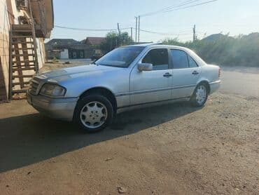 Opel: Mercedes-Benz C 200: 2 l | 1996 il Sedan — 1