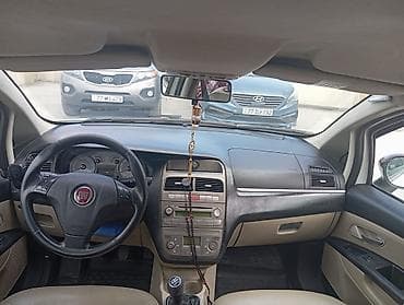 kia rio farası: Fiat Linea: 1.6 l | 2013 il 198623 km Sedan — 5
