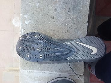 nike şalvar: Məhsul: Nike Track & Field qaçış ayaqqabısı Xüsusiyyətlər: - — 5