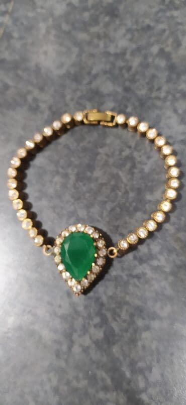 qizil qolbaqlar instagram: Qadin uçun braslet — 2