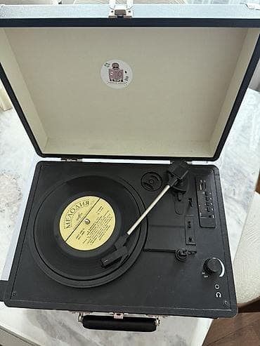 kaset aux: VINYLS LINK Retro Turntable Briefcase TE-001 – portativ — 2