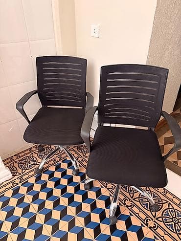 Səliqəli, təmiz və yaxşı vəziyyətdə olan ofis kresloları satılır — 2
