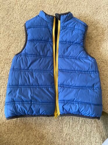 Məktəbli forması: Brend : ORİGİNAL MARİNES. 4-5 yaş. İki üzünə də geyinmək olur. Az — 5