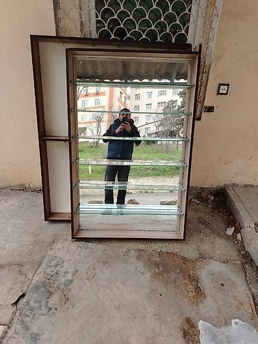 masa nerj: Vitrinli kassir/recepsion stolu – ağac teksturalı laminat - Üst — 8