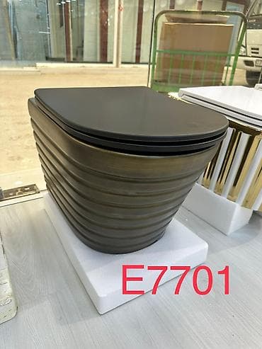 su radiator: Model: E7701 - Asma tipli tualet qabı (divara bərkidilən), qapaqlı - — 1