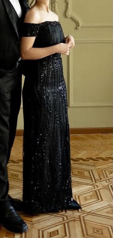 qrija ucun korset: Qara rəngdə zərli gecə/ziyafət donu - Model: Off-shoulder (çiyinləri — 1