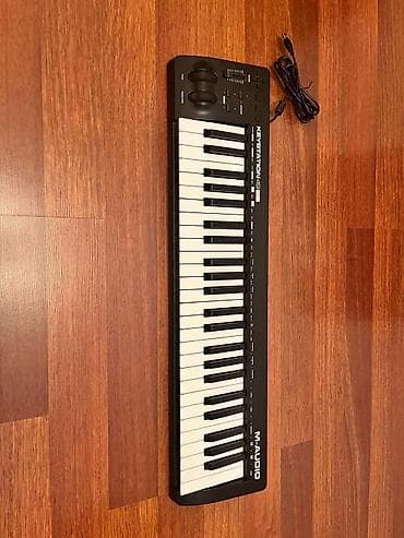 bayan aləti: Midi-klaviatura, M-Audio — 1