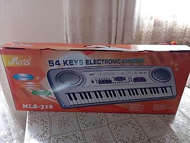 roland td 9: Sintezator — 2