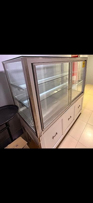 isdenmis soyuducular: 880₼ şirniyyat vitrin soyuducusu 
Yasamal 
9847 zeyno♥️ E — 1