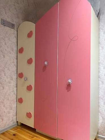 Qız üçün, İşlənmiş, 3 qapılı, Açılan, Düz dolab