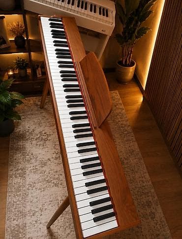elekt: Elektro Pianino Qəhvəyi rəngli 88 klaviş tam oktava Pianino səslidir 4 — 1