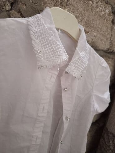 детская рубашка под запонки: Geyimlərin hər biri 50 qəpikdi. Uşaq və yeniyetmələr üçün geyimlər — 17