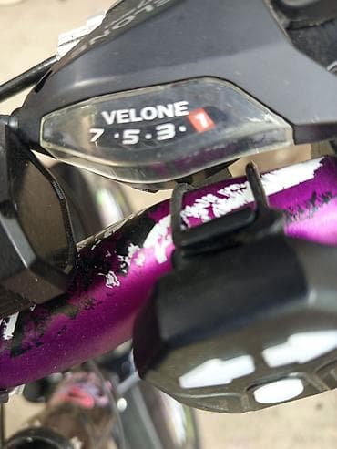 velo disk: Velone dağ/şəhər velosipedi – bənövşəyi-metalik rəngdə, alüminium — 6