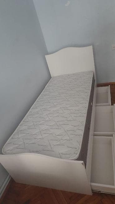 qorka mebelleri: Çarpayı 90 azn 
Ölçü 1.80. Ünvan Elmlər (9453) — 1