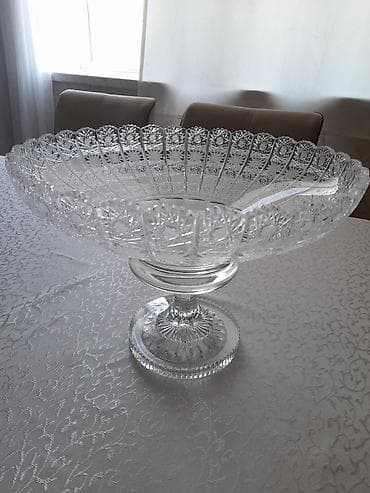 Büllur ayaqlı meyvə/gülqabı - Material: şəffaf büllur şüşə - Dizayn