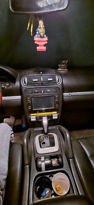 mitsubishi lancer evolution: Porsche Cayenne 3.6 pnevmasız 2007– qara rəngli, tam ölçülü premium — 2