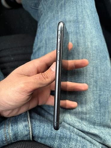 iphone 11 12: IPhone 11, Qara — 3