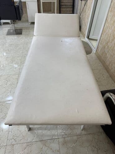 xirdalanda masaj edirem: İşlənmiş, Kosmetoloji kuşetka, Qatlanmayan, rəng - Ağ — 1