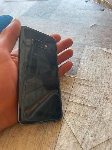 samsung mini notebook: Samsung Galaxy S10e, 128 GB, rəng - Qara, Barmaq izi, Face ID — 4