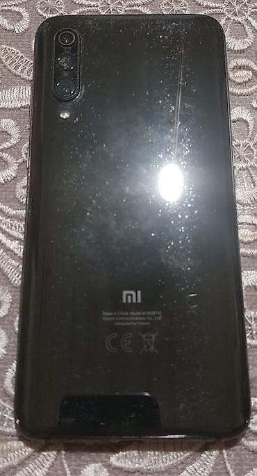 iphone 4 s: Məhsul: Apple iPhone (ağ rəng) Xüsusiyyətlər: - Yaddaş: 64 GB (korpus — 8