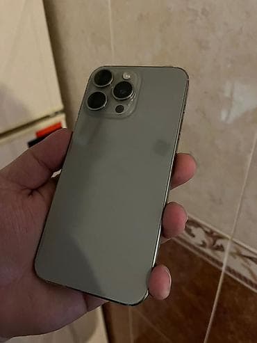 ipone 7 pulus: IPhone 15 Pro Max, 256 GB, Natural Titanium — 1