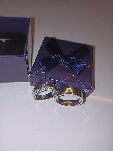 gumuş komplektler: Dəstə daxildir: Üzük, Gümüş, 925 Əyar — 2