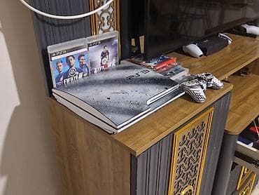 fifine am8: PlayStation 3 (PS3) konsol paketi - Konsol: PS3 “slim” modeli, üst — 2