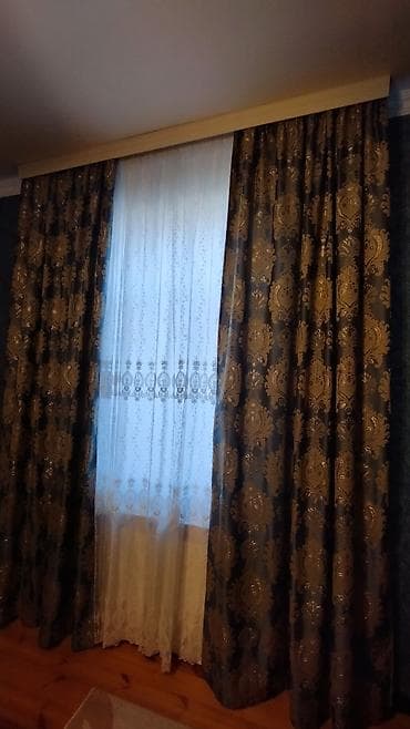 Pərdə və pakrval ikisi biryerde 160 yeni kimidi. cehizlikdi