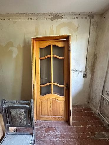 seyif qapi: Taxta otaq qapısı – şüşəli modellə - Material: təbii ağac (iynəyarpaq — 4
