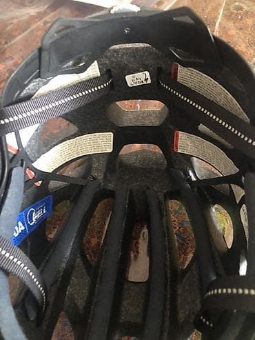 Specialized velosiped dəbilqəsi - Brend/model: Specialized — 3