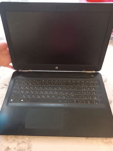 Lenovo: HP brendindən qara rəngli noutbuk. Bu noutbuk iş və təhsil üçün — 2