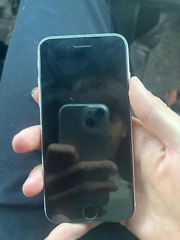 scan: IPhone SE 2020, Ağ, Simsiz şarj — 2