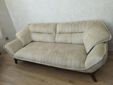 GnkSalogludan divan.qiymet 750 man.bir nece aydir alinib.unvan Nizami