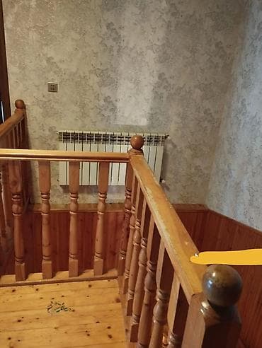 icare qaraj: Satılır: ev bileceri qesebesi 11 döngede yerlesir 2 mertebedi 6 otaqdı — 7