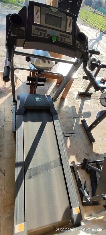 Qaçış aparatı ideal vəziyyətdədir üzərində pi əridən masajoruda