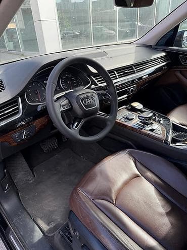hava kompressoru: Audi Q7 TFSI quattro, qara rəng, S line eksteryer paketli premium SUV — 4