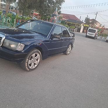 traktor satanlar: Mercedes-Benz : 2.5 l | 1993 il Sedan — 4