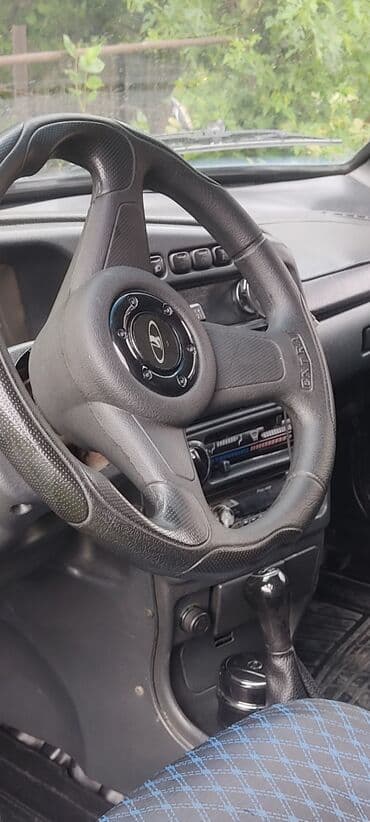 кондиционер купить в баку: Model: VAZ 21099 (Samara) – sedan Rəng: Boz Yanacaq: Benzin Ötürücü — 7