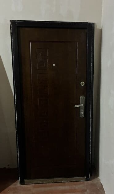 mənzil qapıları: Otaq qapilari. Standart otaq qapilari uz hisesinin yapisqanlari qaopub — 2