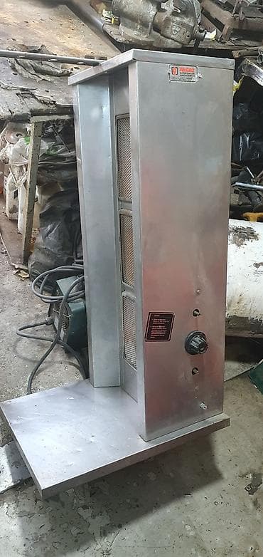 koməkci qoşqu: Məhsul: Köhnə texnika və avadanlıq hissələri dəsti Təsvir: - Metal — 6