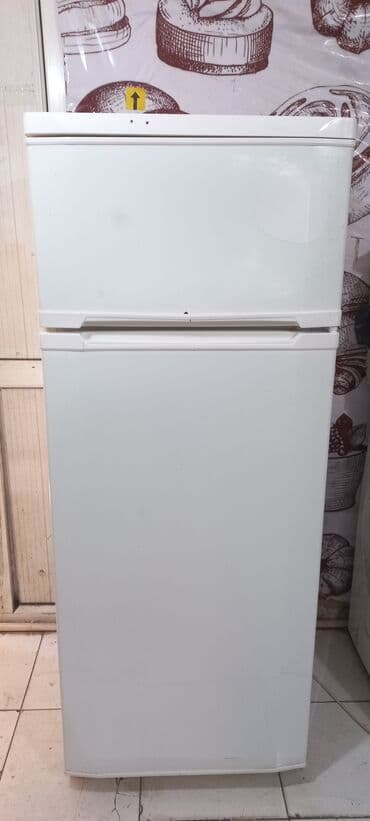 soyuducu metbex: İki qapılı məişət soyuducusu - Üst hissədə dondurucu bölmə, metal rəf — 2