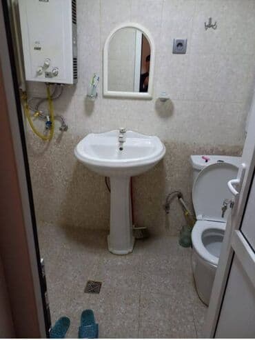 ucuz evlər satış: Bakı, 1 otaqlı, Köhnə tikili, 35 kv. m — 10