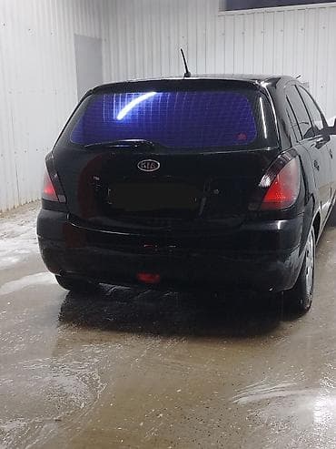 06 diskleri: Kia Rio: 1.5 l | 2005 il Hetçbek — 1