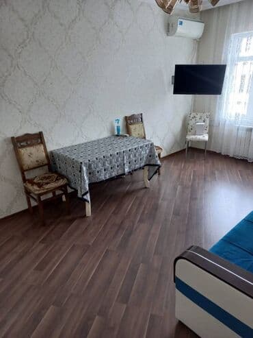 kirayə ev ayliq: Suraxanı rayonu, Yeni Günəşli qəsəbəsi, V massivində, Leninqrad 9 — 1