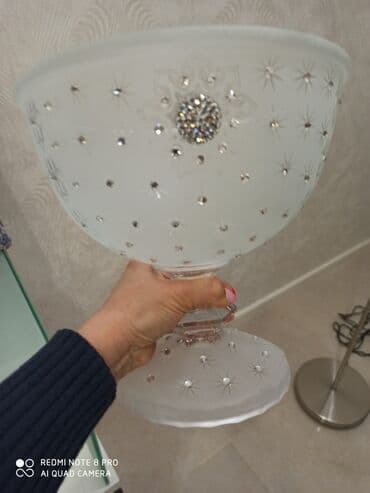 meyve qabı: Vaza, meyvelik. Tezedir . Cox gozeldir, yeterince boyukdur, nisbeten — 1