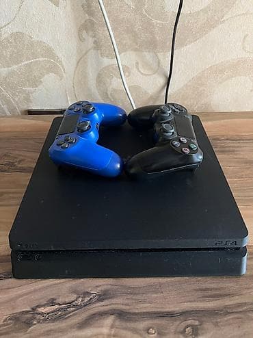Ideal veziyete ps4 Slim,10 oyun icinde,2 orijinal jostik dahilinde