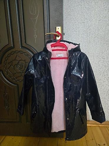 Hicab: Qadın yağışlıq/kurtka - Rəng: parlaq qara (lak effektli səth) - İçlik — 1